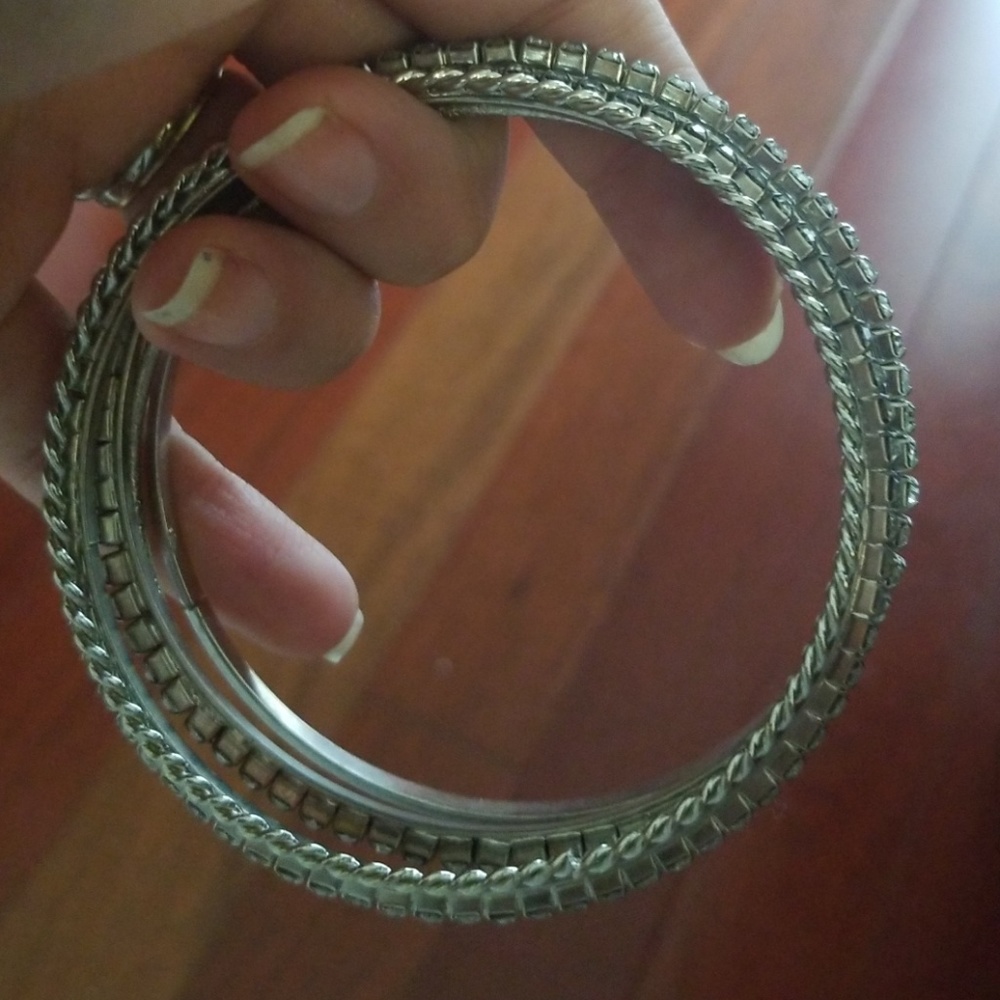 Bangles - Picture 3 of 4